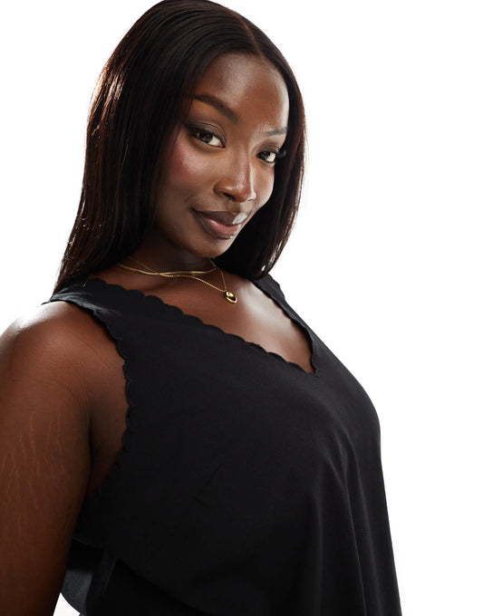 Yours scallop edge cami in black