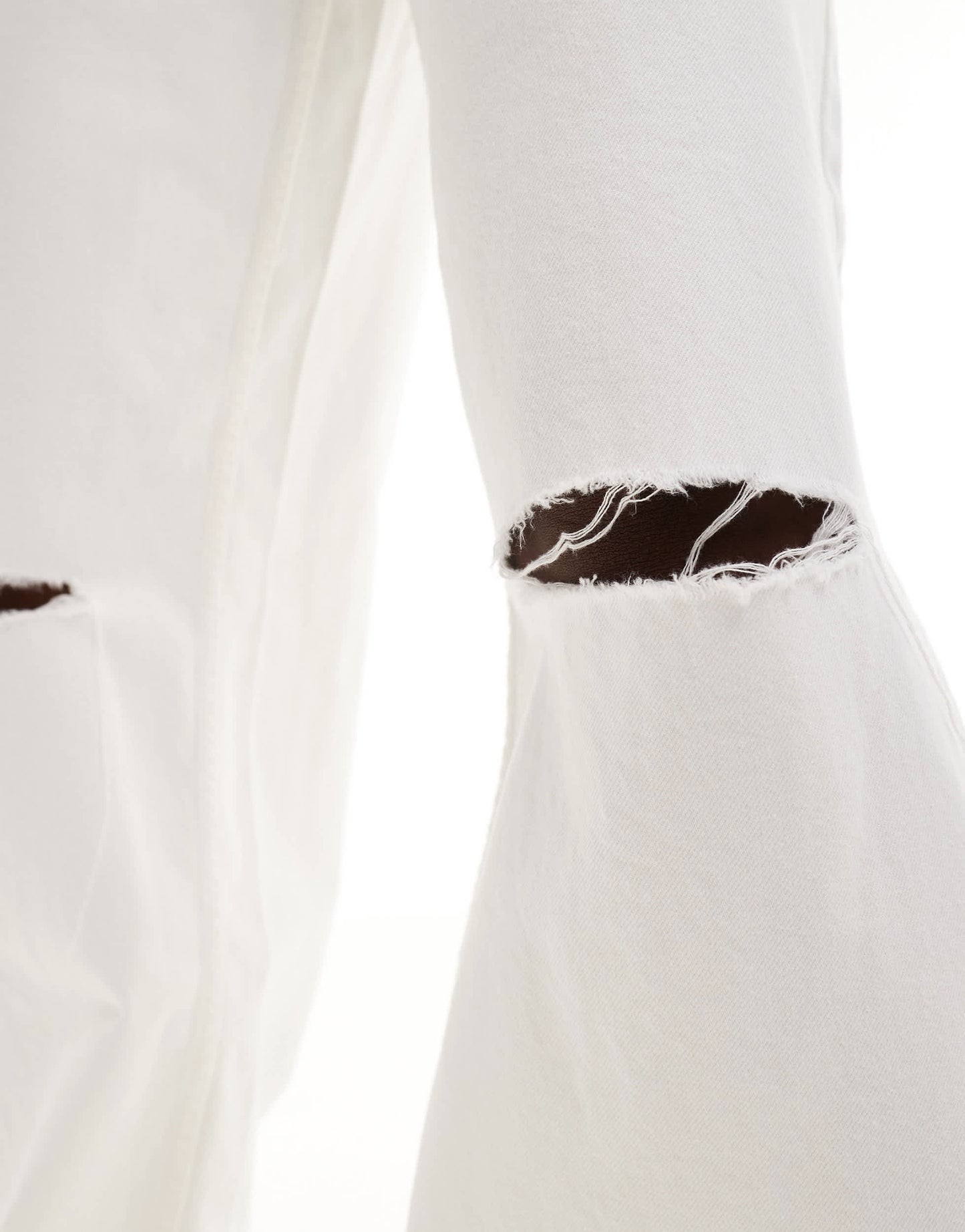 Pimkie ripped knee baggy jeans in white