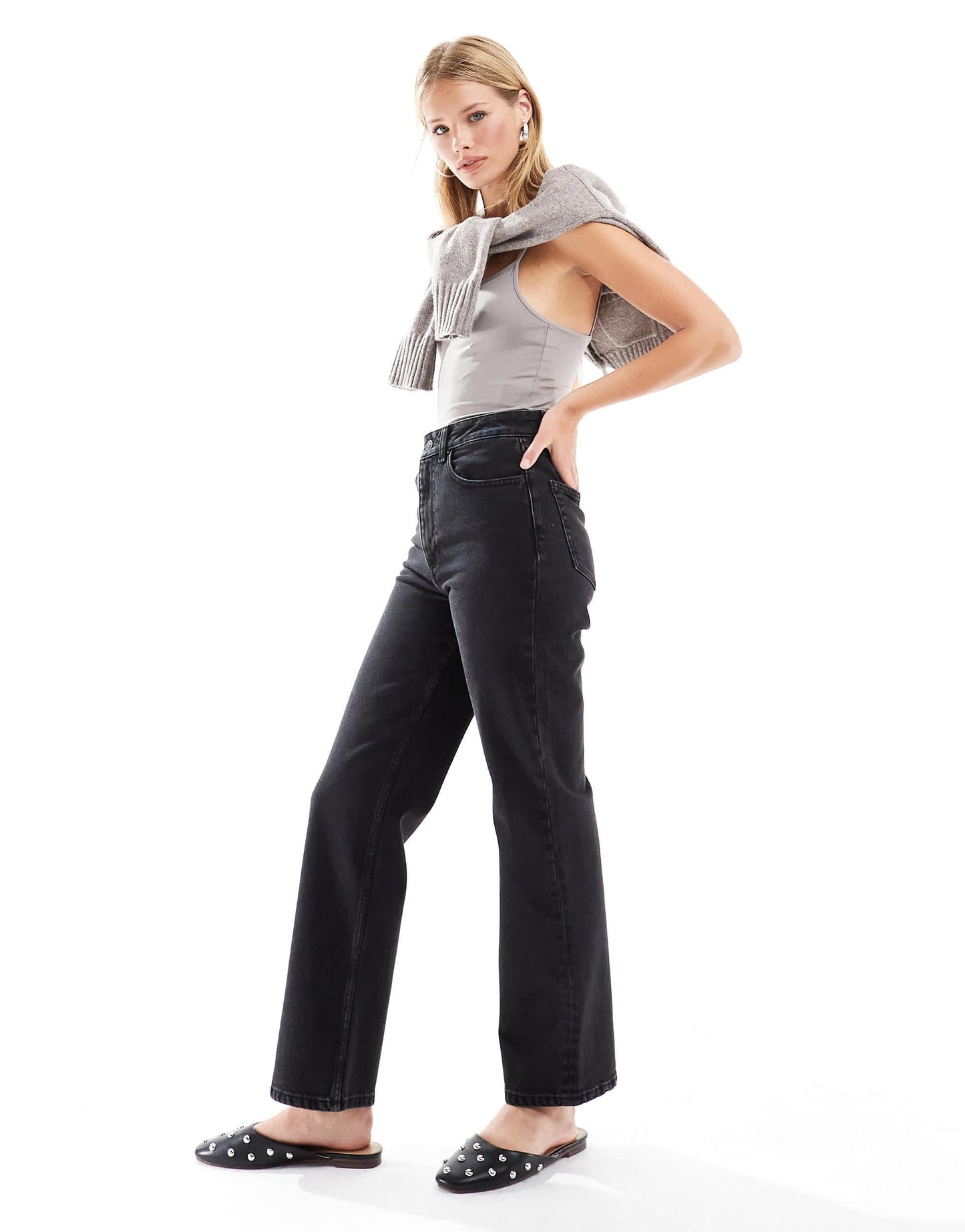 ASOS DESIGN mid rise relaxed straight ankle grazer jean in black