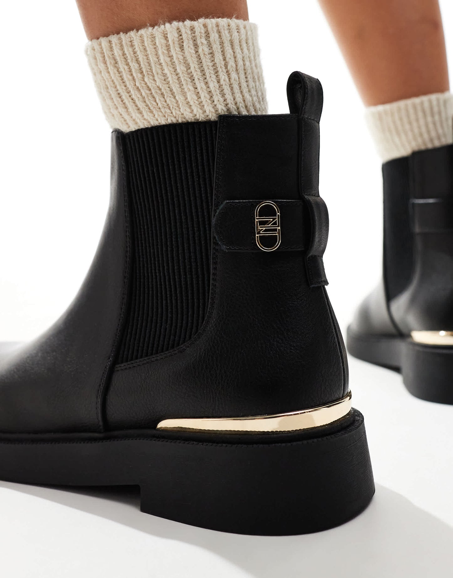 New Look Wide Fit chelsea boot in black
