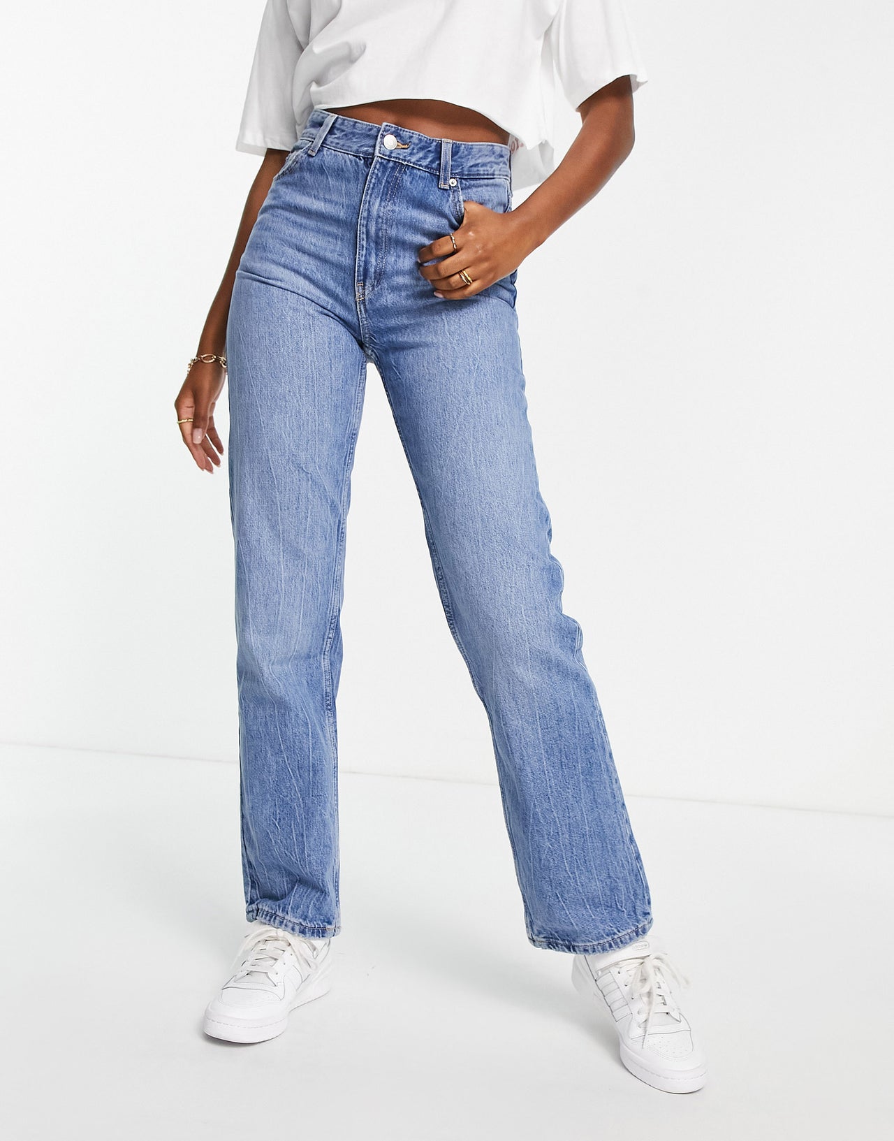 Bershka high waisted dad jean in medium blue