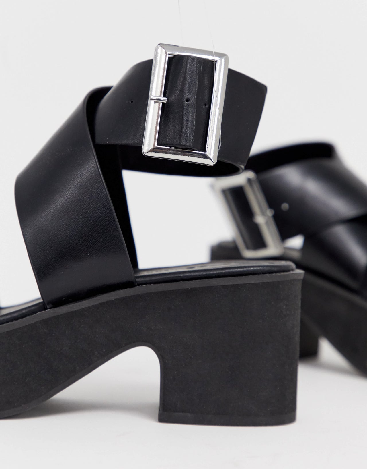 ASOS DESIGN Wide Fit Halford chunky heeled sandal in black