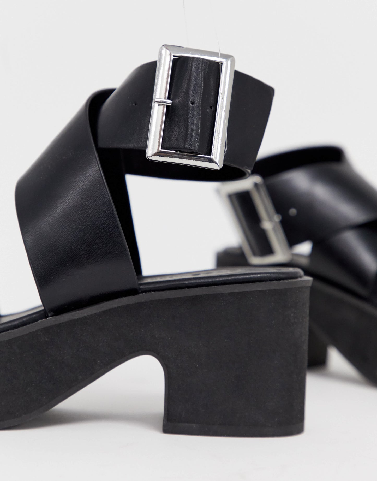 ASOS DESIGN Wide Fit Halford chunky heeled sandal in black