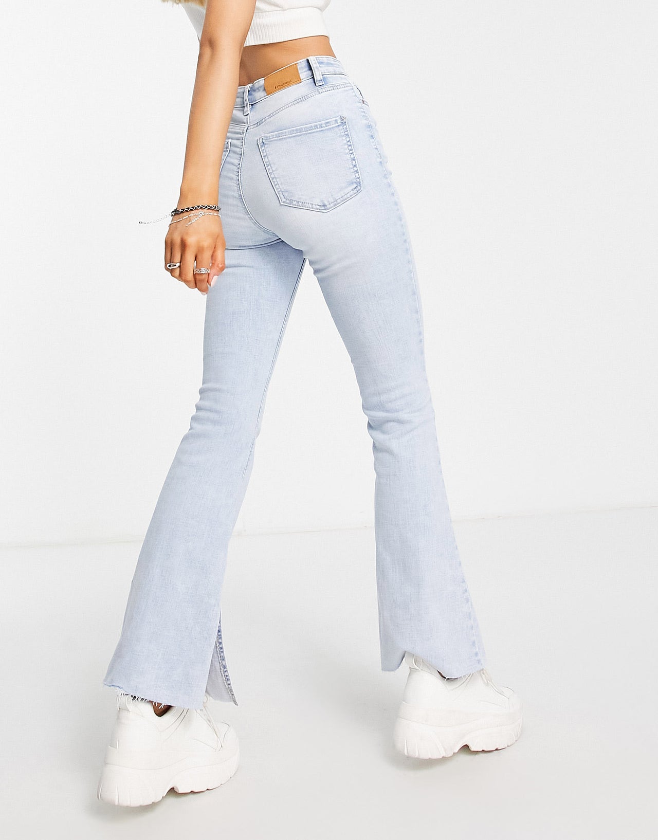 Stradivarius stretch flare jean with split detail in medium blue