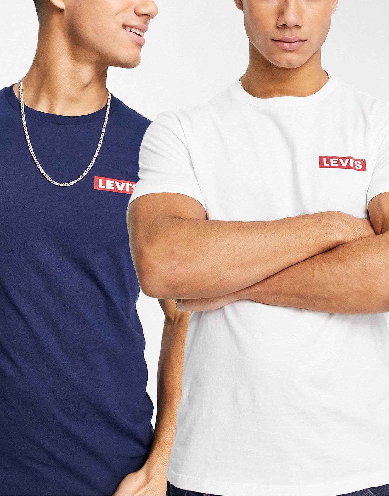Levi's 2 pack t-shirts in navy/white with baby boxtab logo