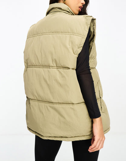 HIIT oversized puffer gilet in beige