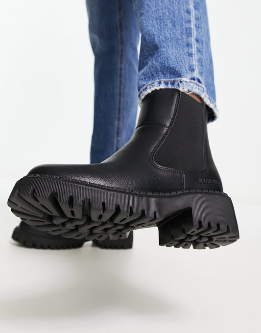 Napapijri berry chelsea boots in black leather