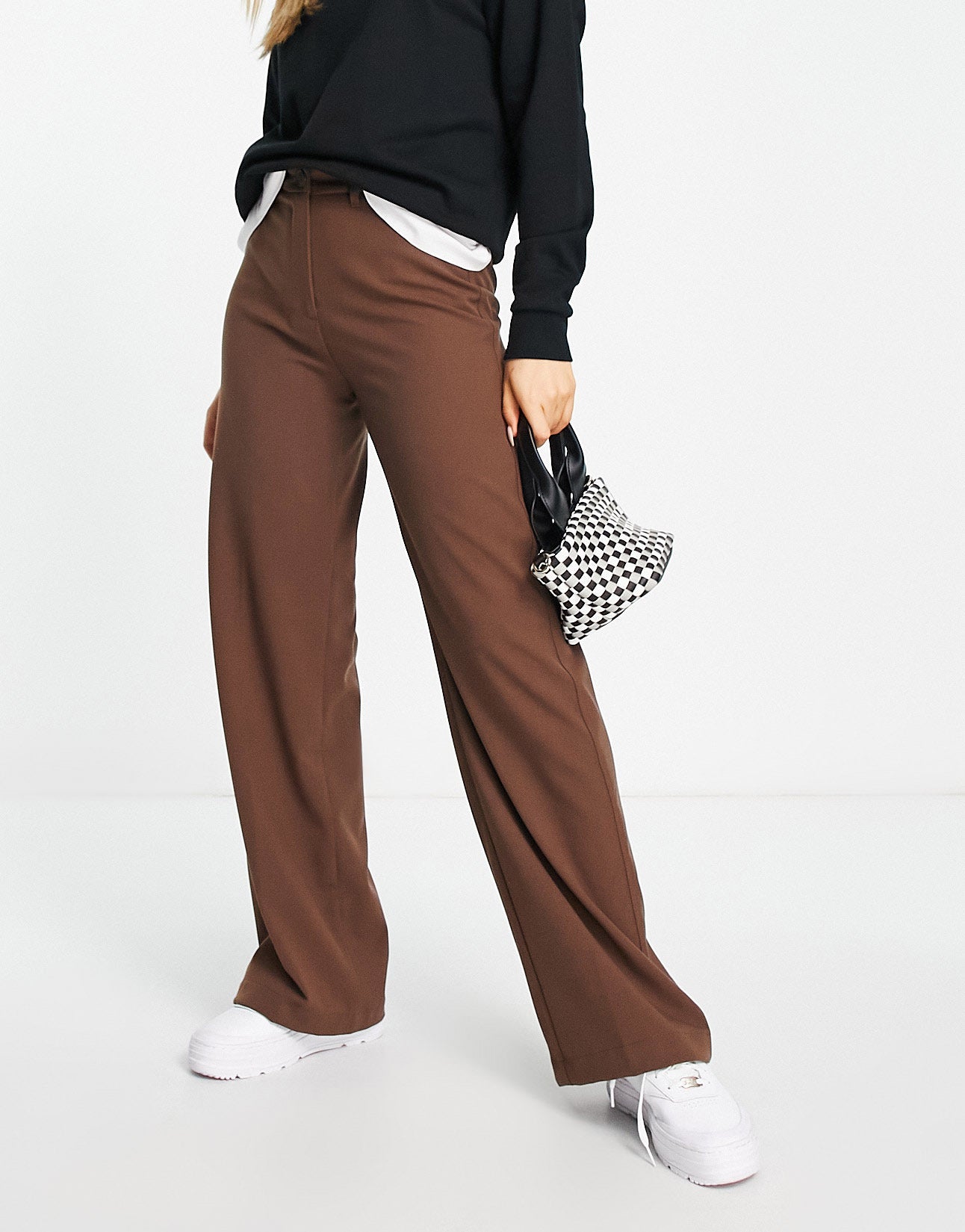 Bershka wide leg dad trousers in brown