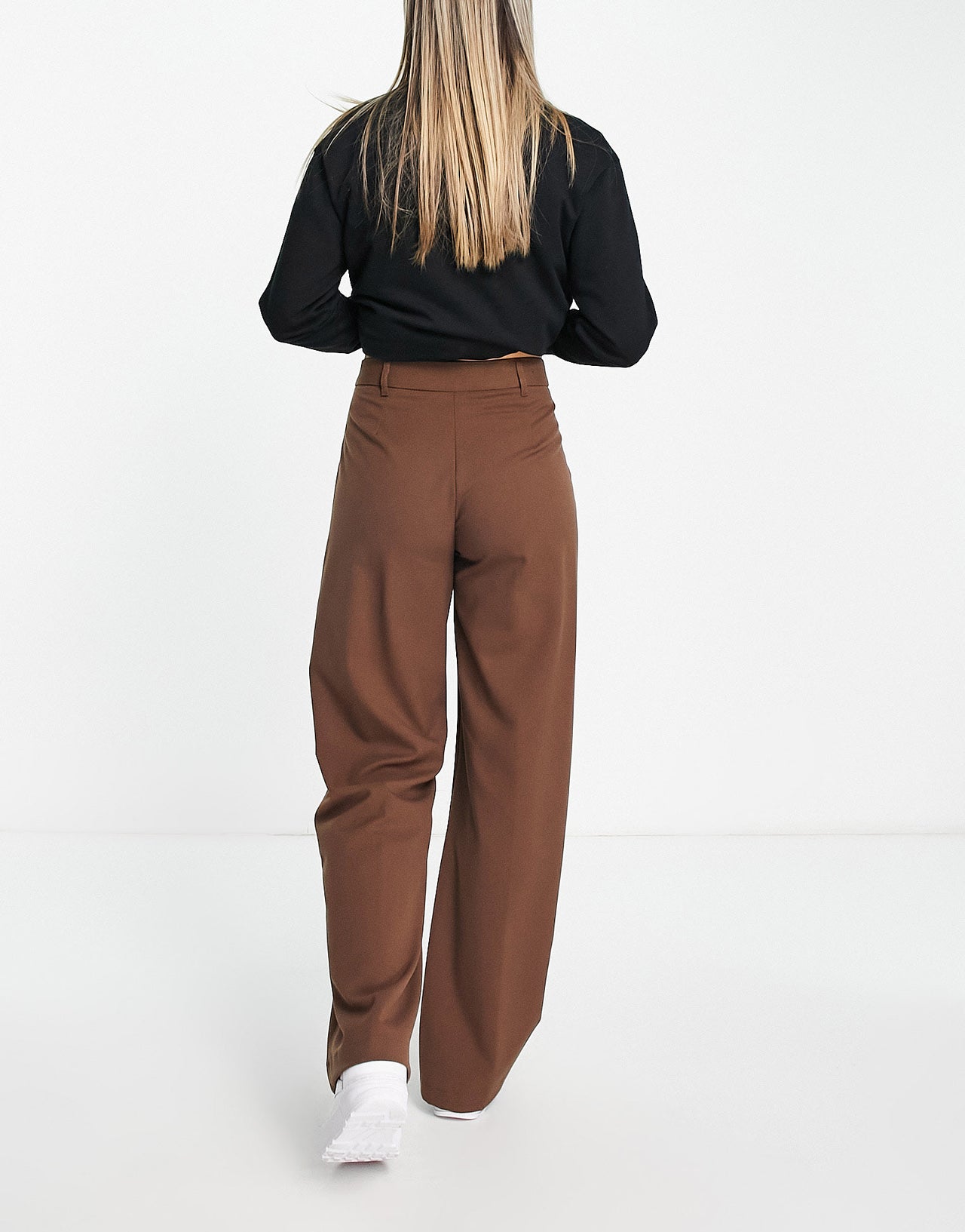 Bershka wide leg dad trousers in brown