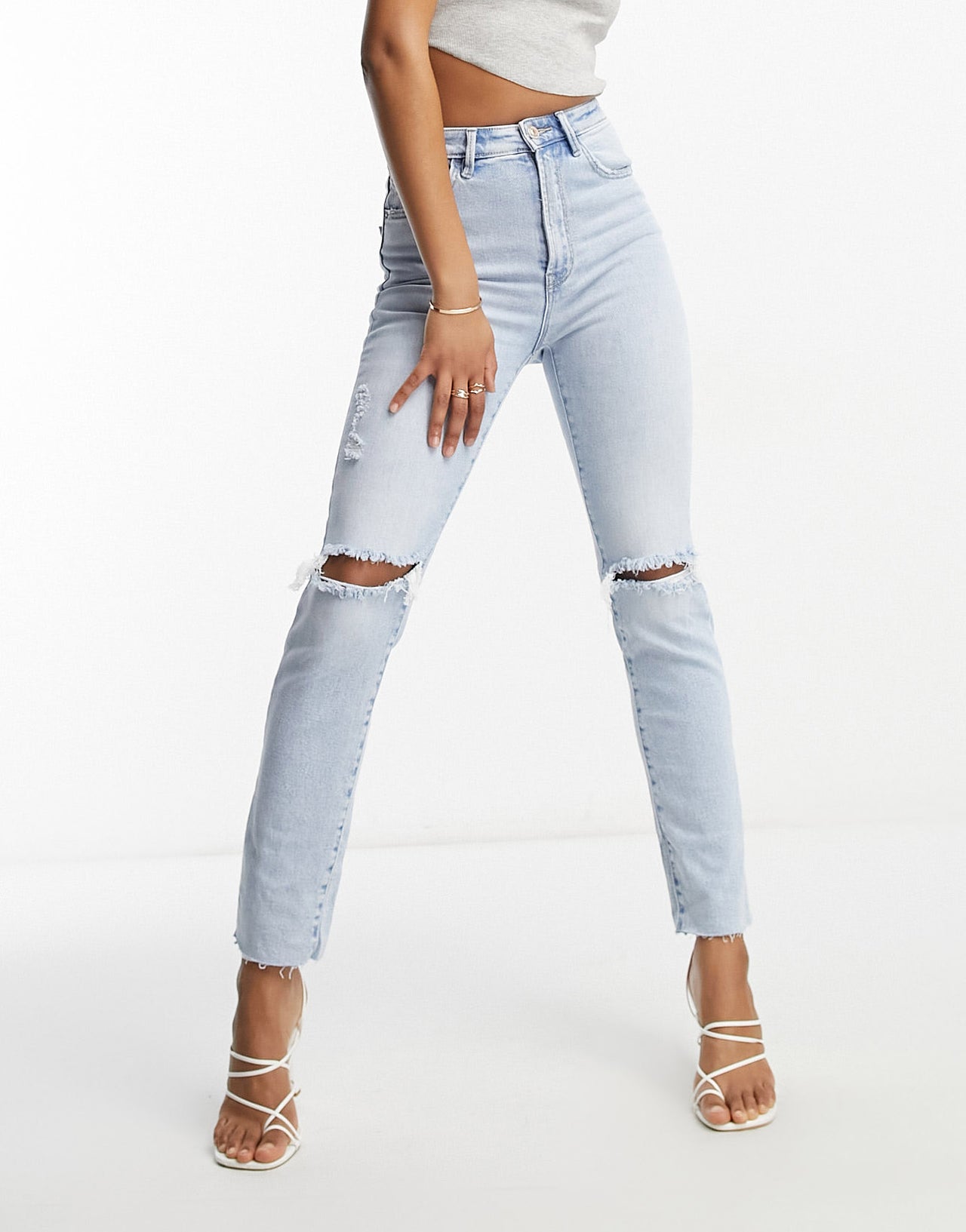 Stradivarius Tall slim mom jean with stretch and rip in vintage blue