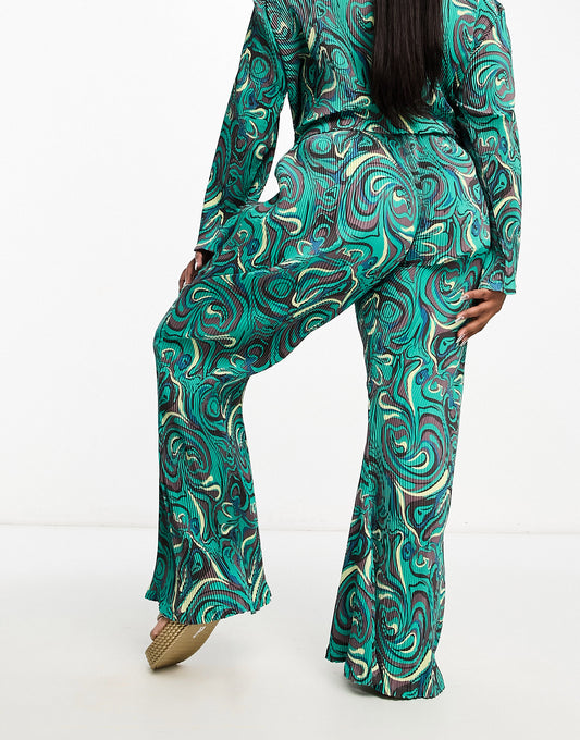 Daisy Street Plus relaxed trousers in plisse swirl co-ord
