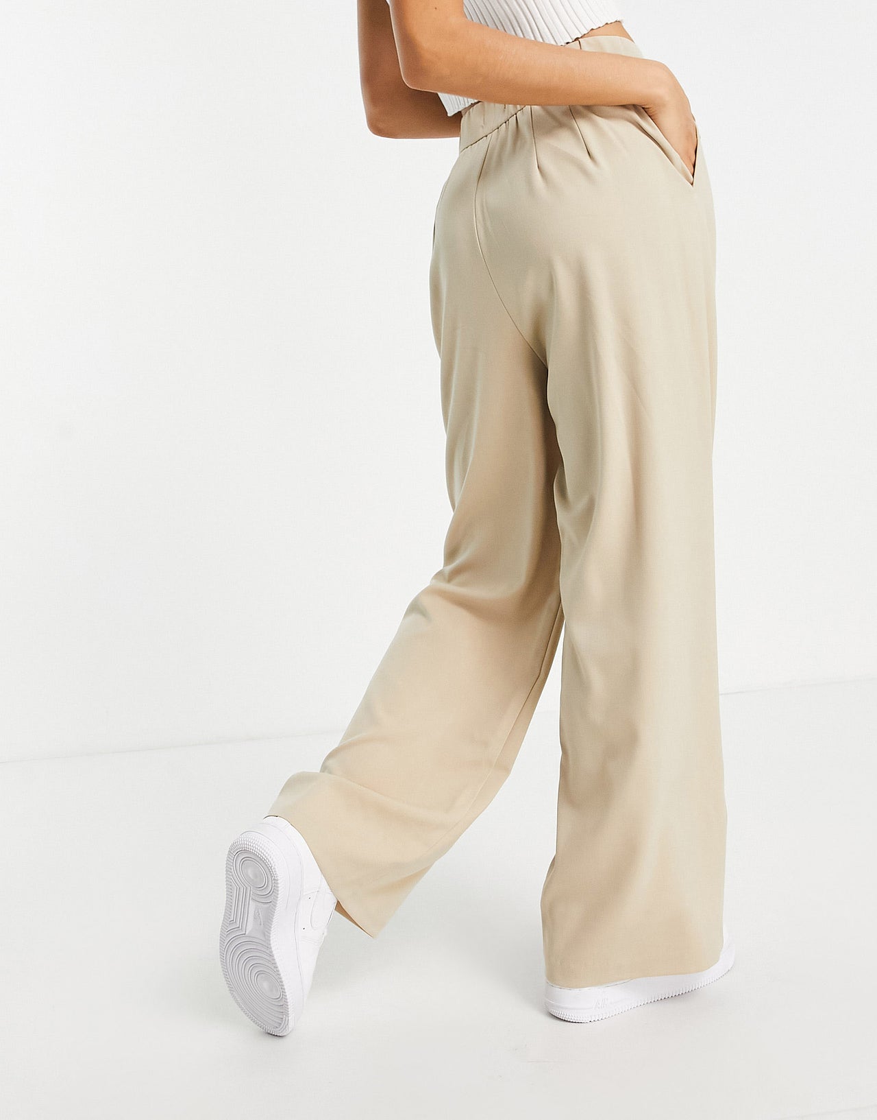 Stradivarius Petite wide leg relaxed dad trouser in beige