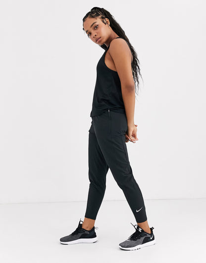 Nike Running essential pant in black