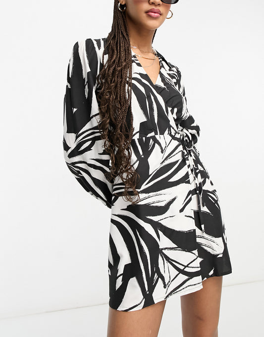 New Look collared wrap shirt mini dress in black abstract print