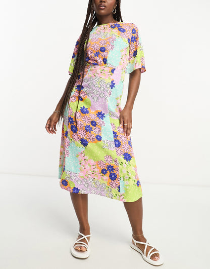 Influence midi dress in multi daisy print