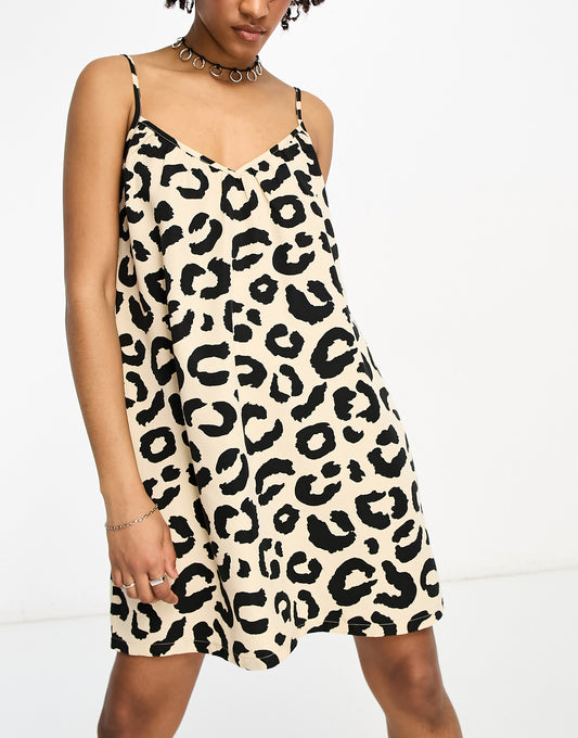 Heartbreak Tall poplin cami smock dress in leopard print