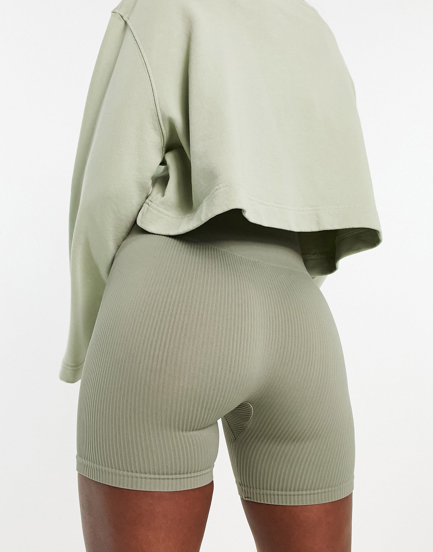 Stradivarius seamless rib short in olive