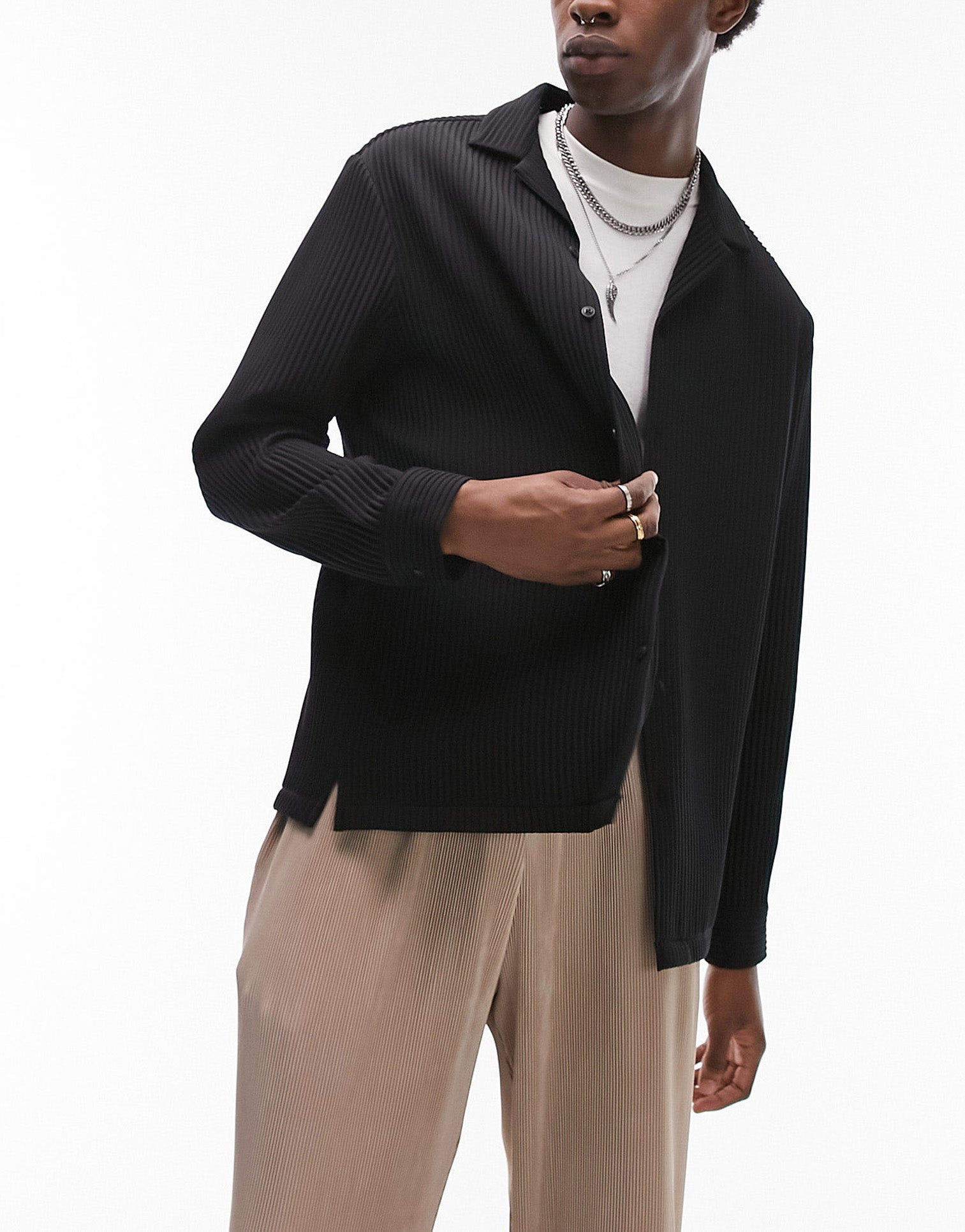 Topman long sleeve regular fit revere plisse shirt in black