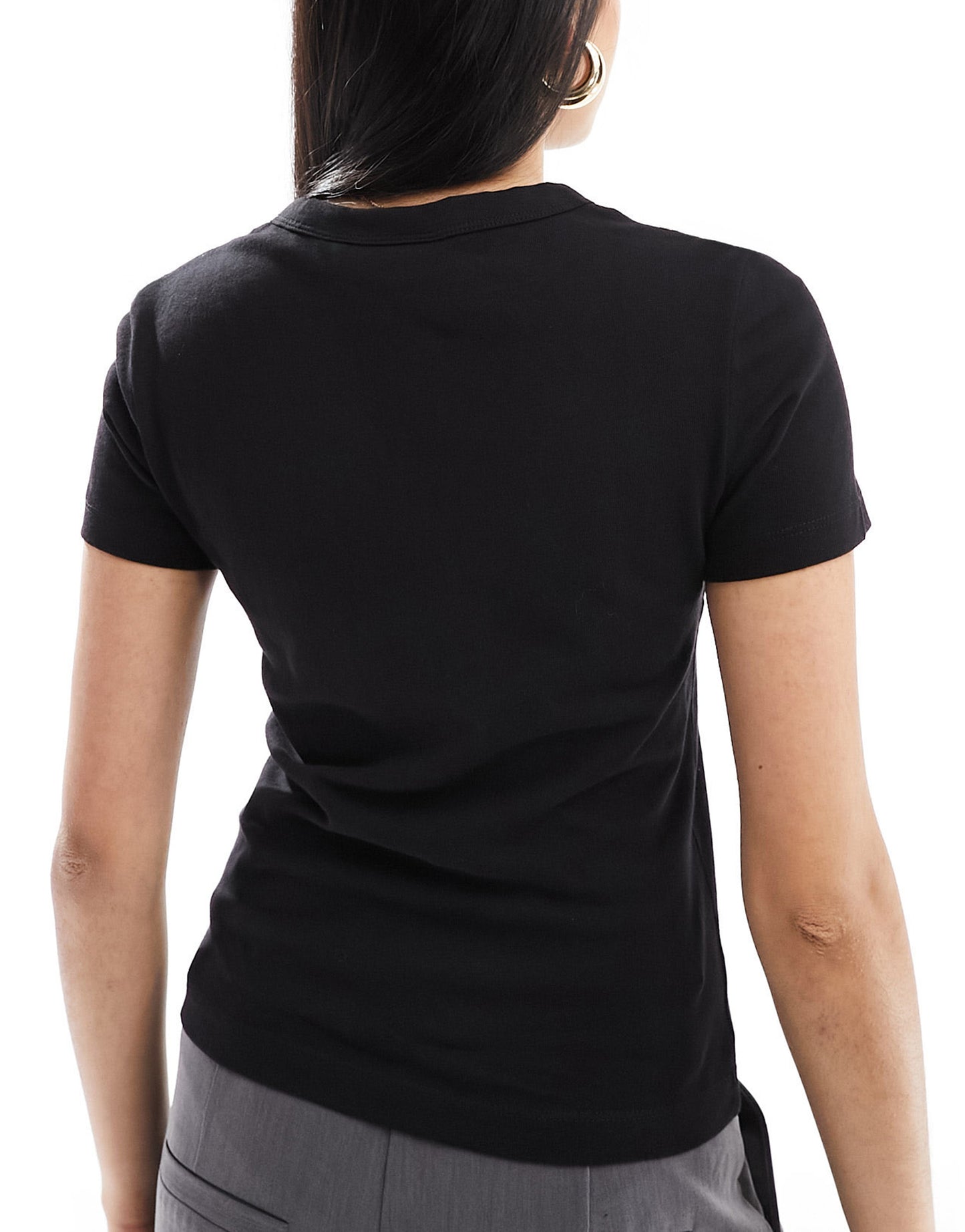 Weekday Frida 90's fit t-shirt in black
