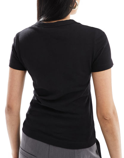 Weekday Frida 90's fit t-shirt in black