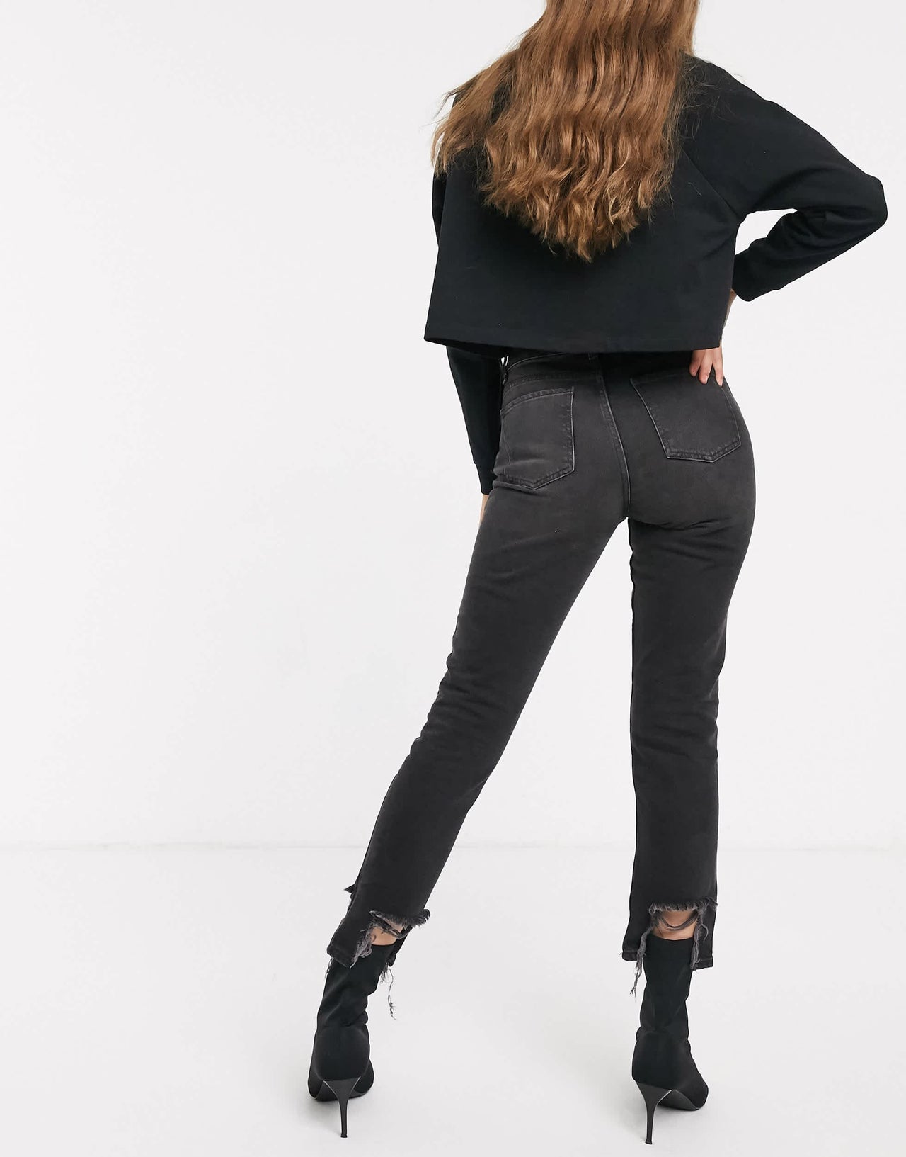 NA-KD high waist 5 pocket straight leg jeans with raw hem in grey