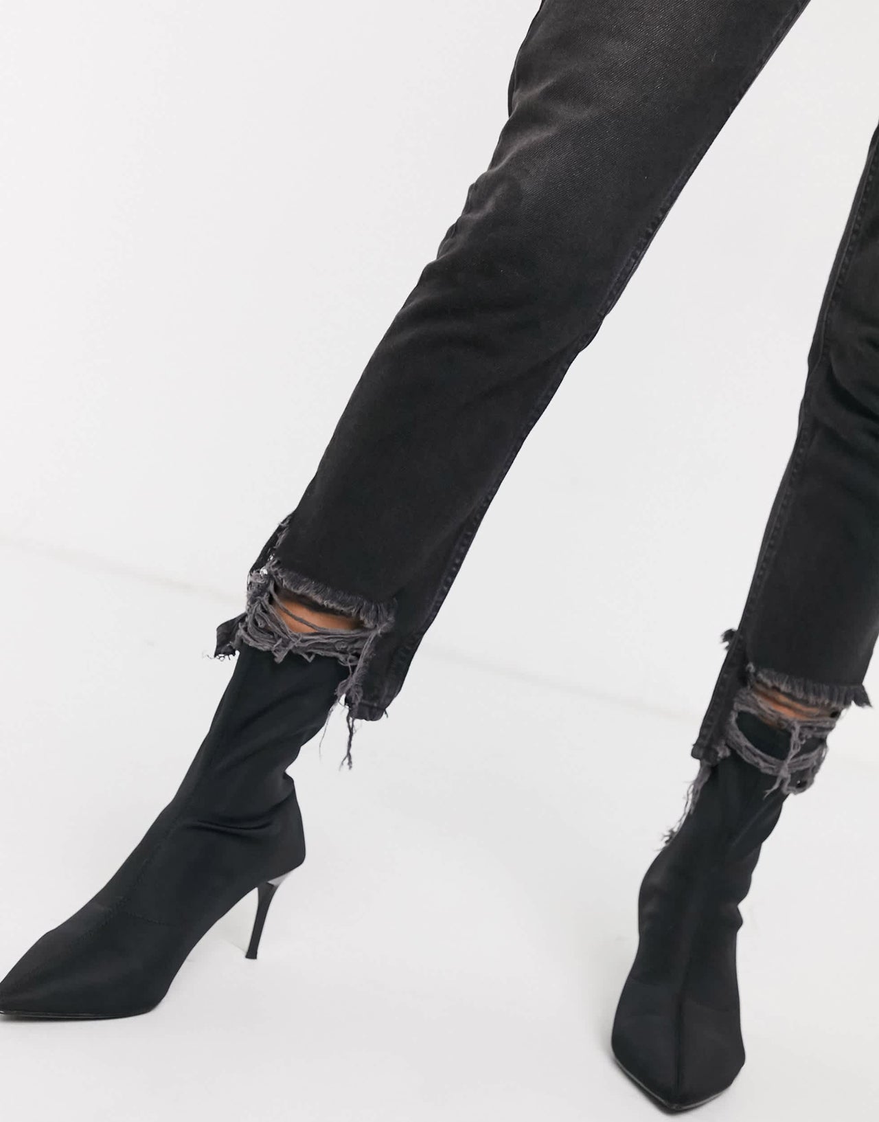 NA-KD high waist 5 pocket straight leg jeans with raw hem in grey