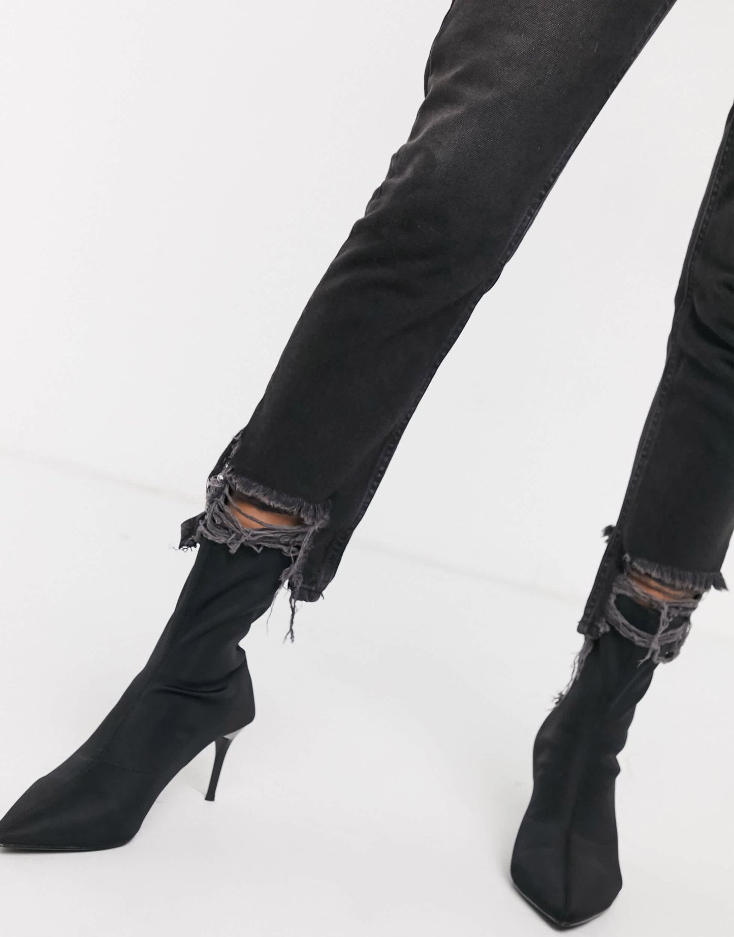 NA-KD high waist 5 pocket straight leg jeans with raw hem in grey