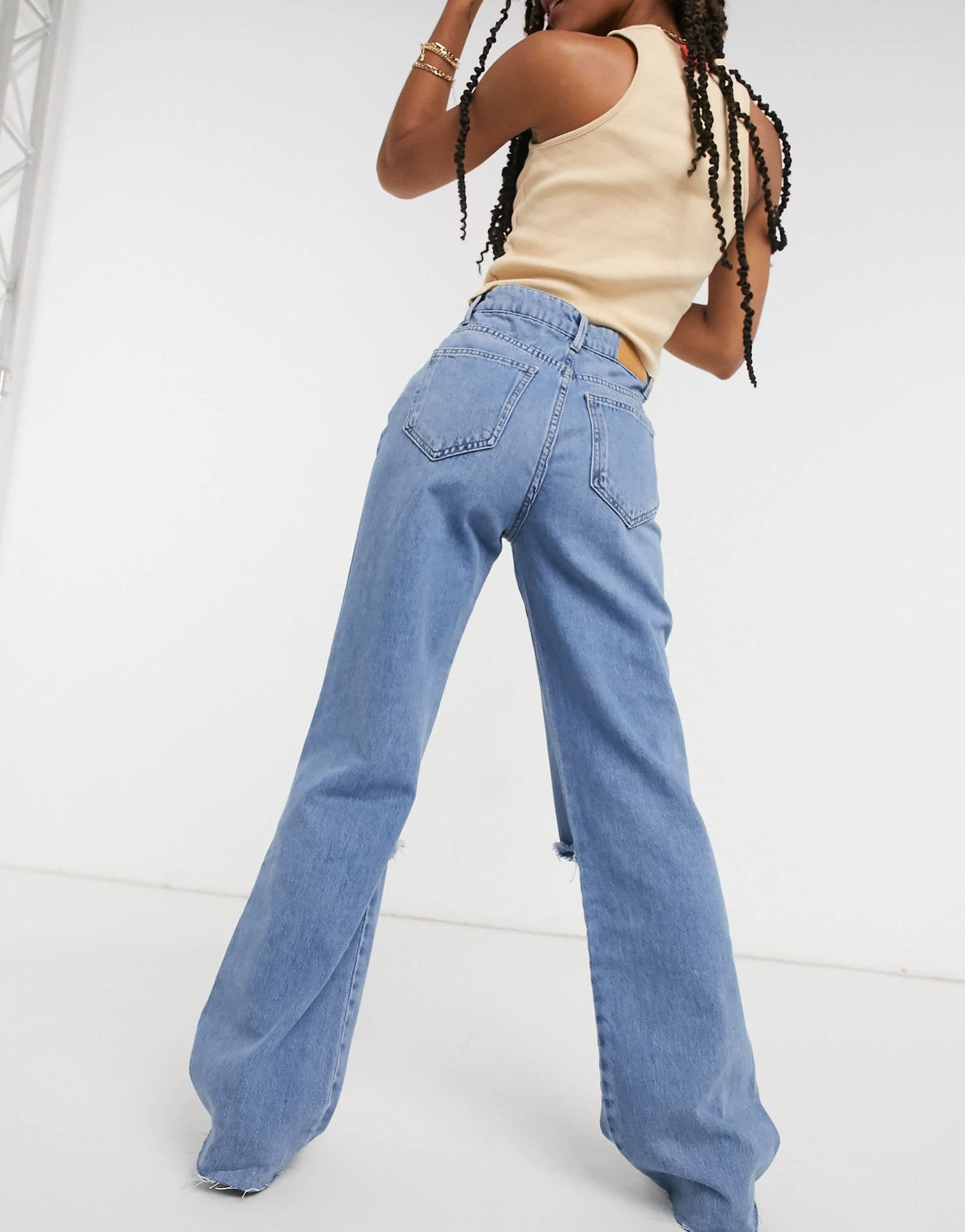 Stradivarius straight leg 90s jeans with rips in blue