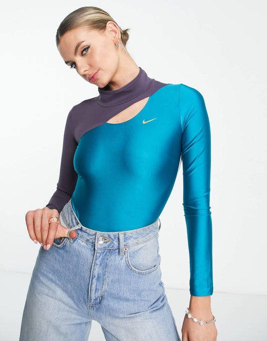 Nike X Serena Design Crew long sleeve body in teal/black