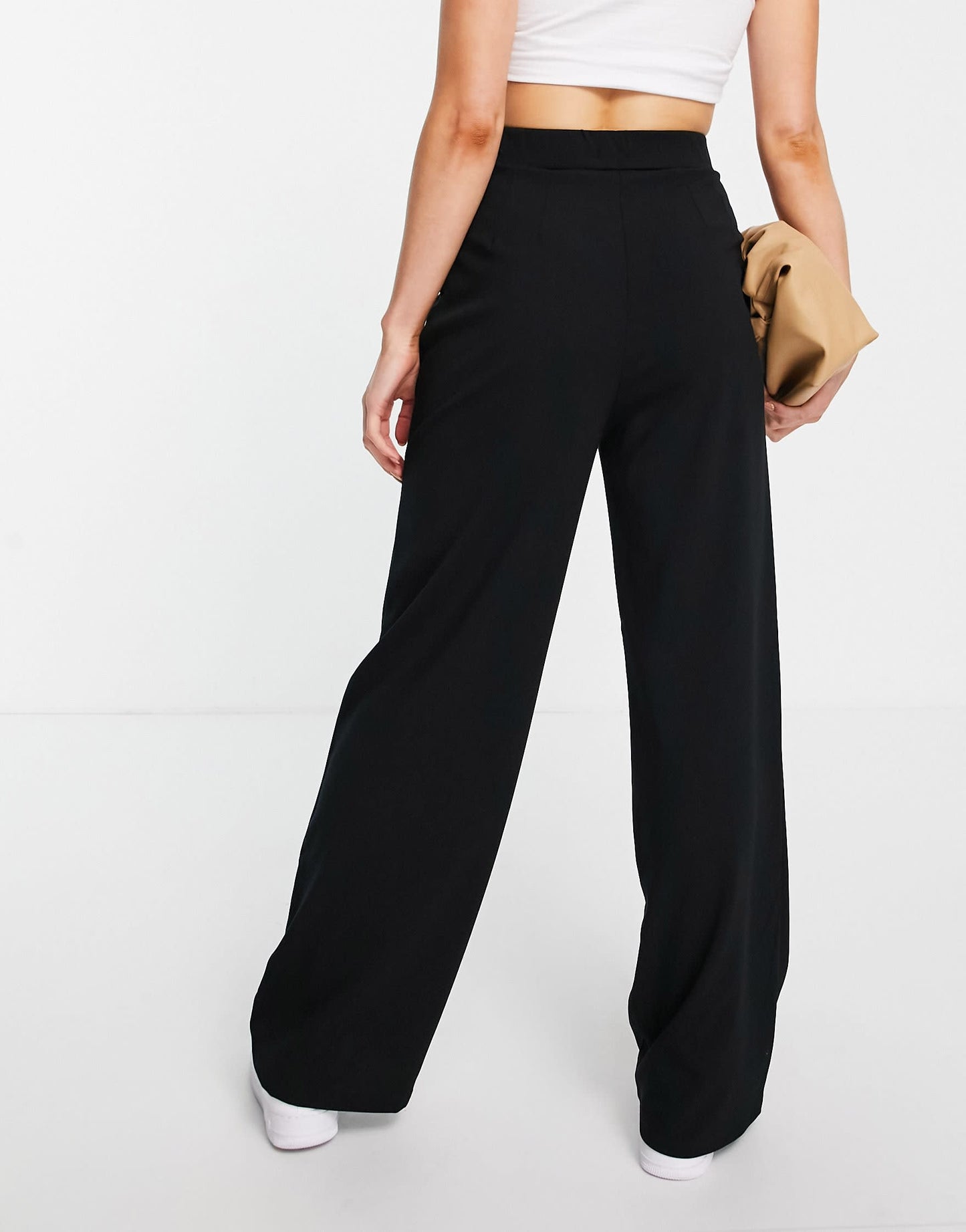 Stradivarius wide leg relaxed dad trousers in black
