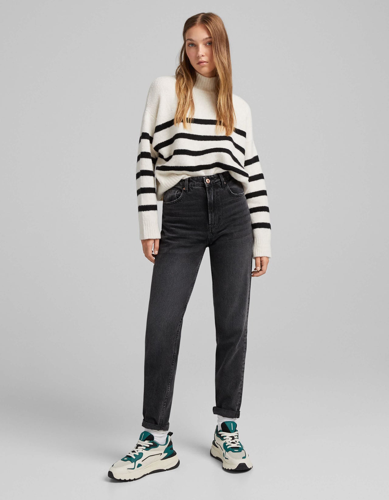 Bershka mom jean in washed black