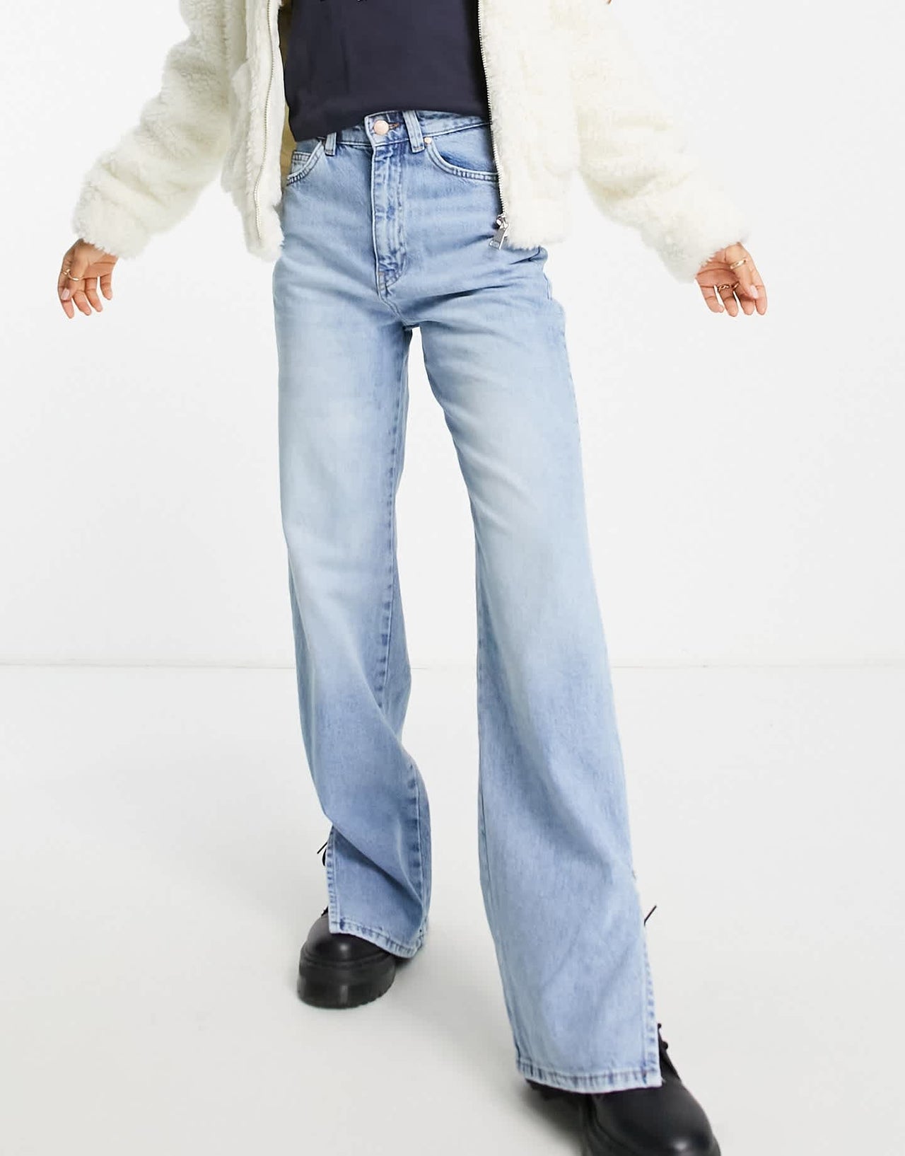 Stradivarius Petite dad jean with split hem detail in vintage blue