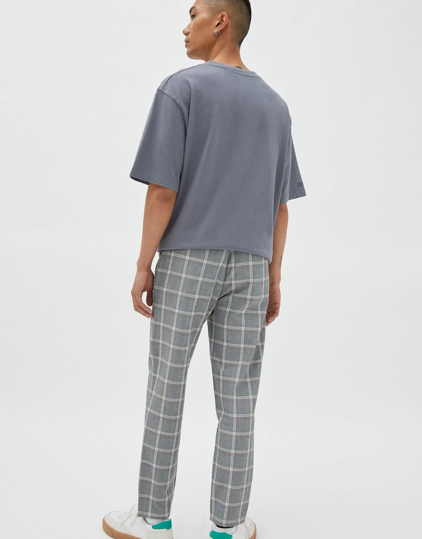Pull&Bear checked trousers in grey