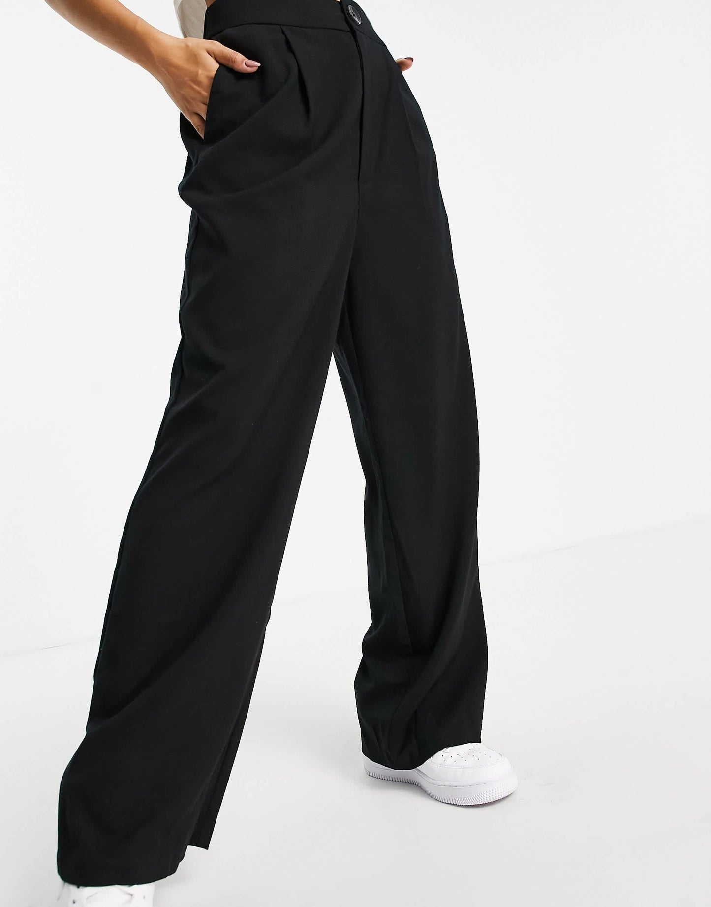 Stradivarius Petite wide leg relaxed dad trousers in black