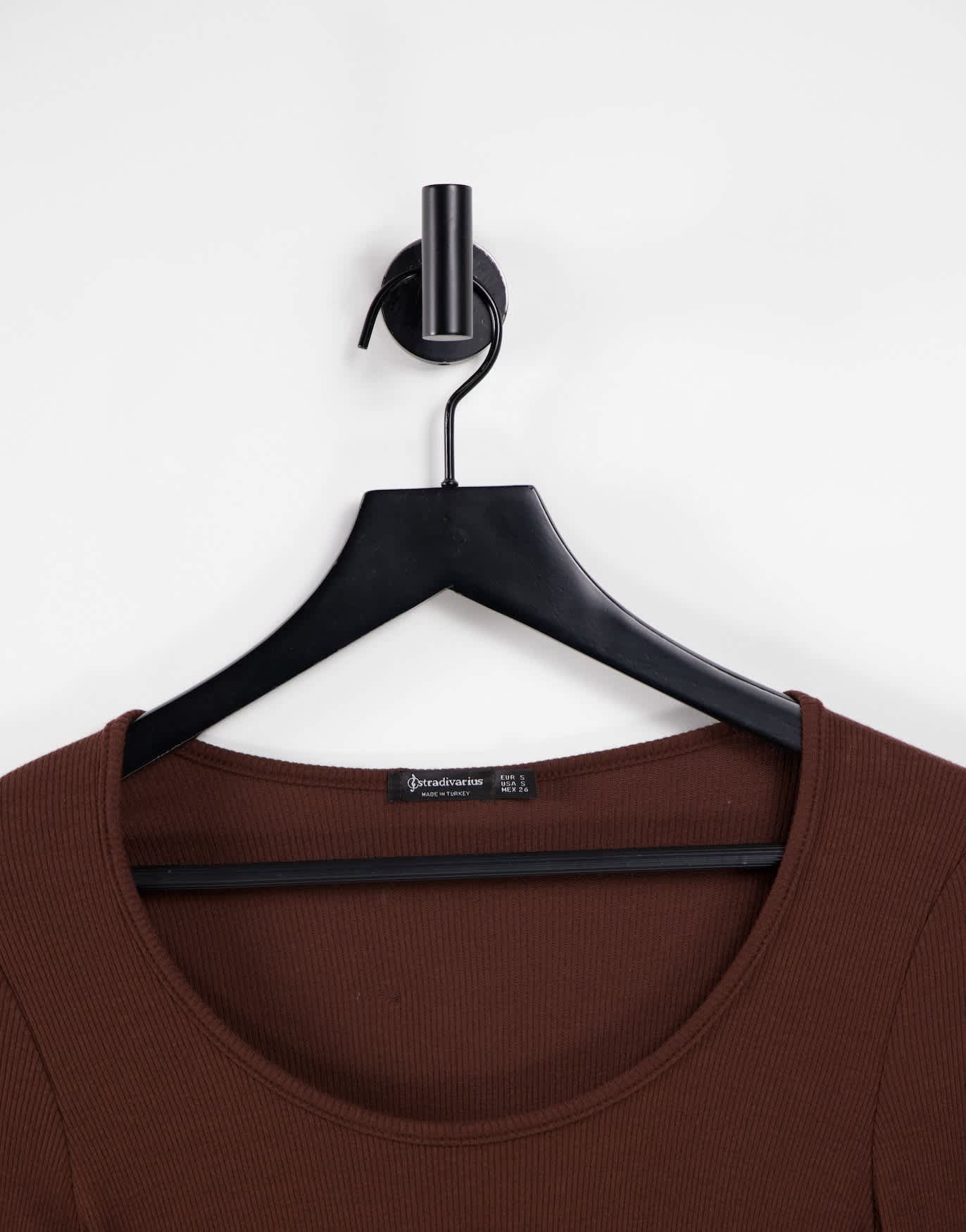 Stradivarius scoop neck fitted top in chocolate brown