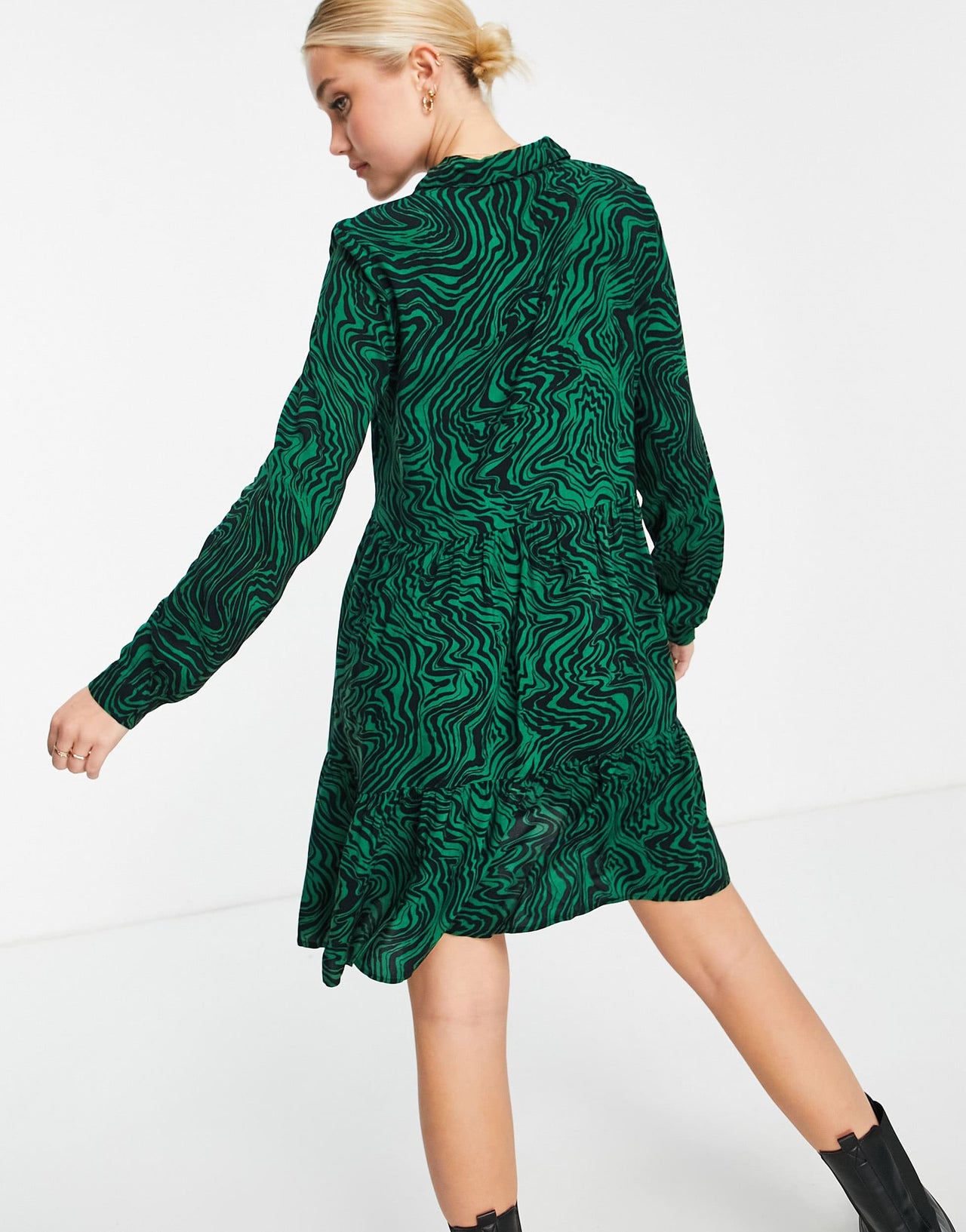 Stradivarius shirt dress in green wave print