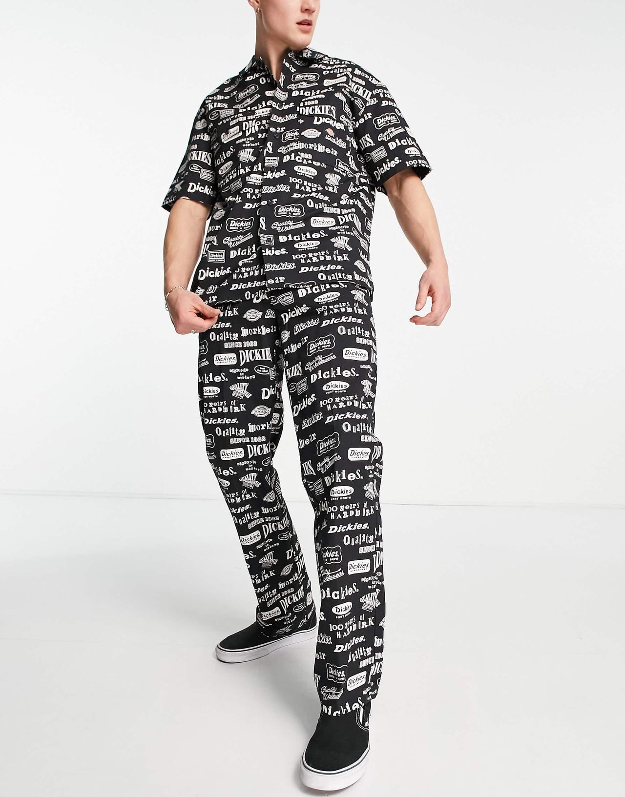 Dickies 100 AOP trousers in black