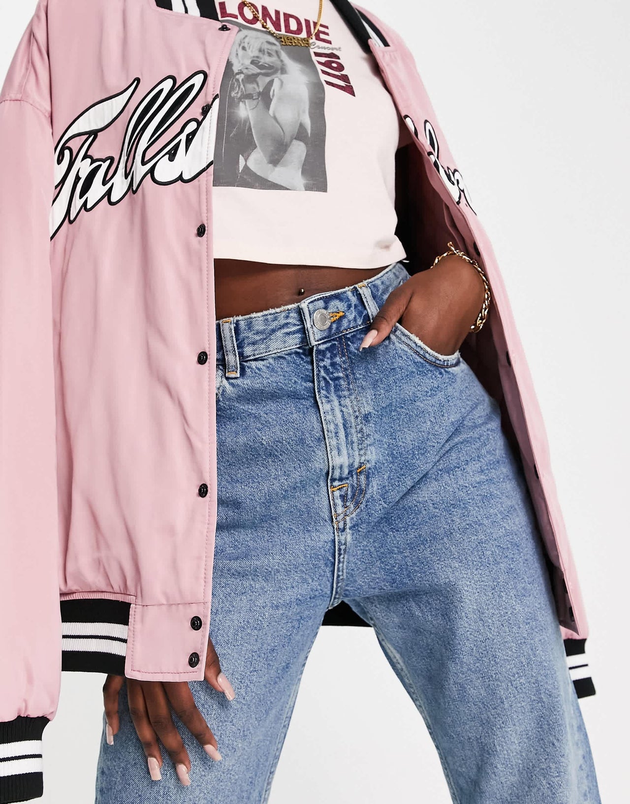 Pull&Bear Tall 90s straight leg jean with split hem in blue