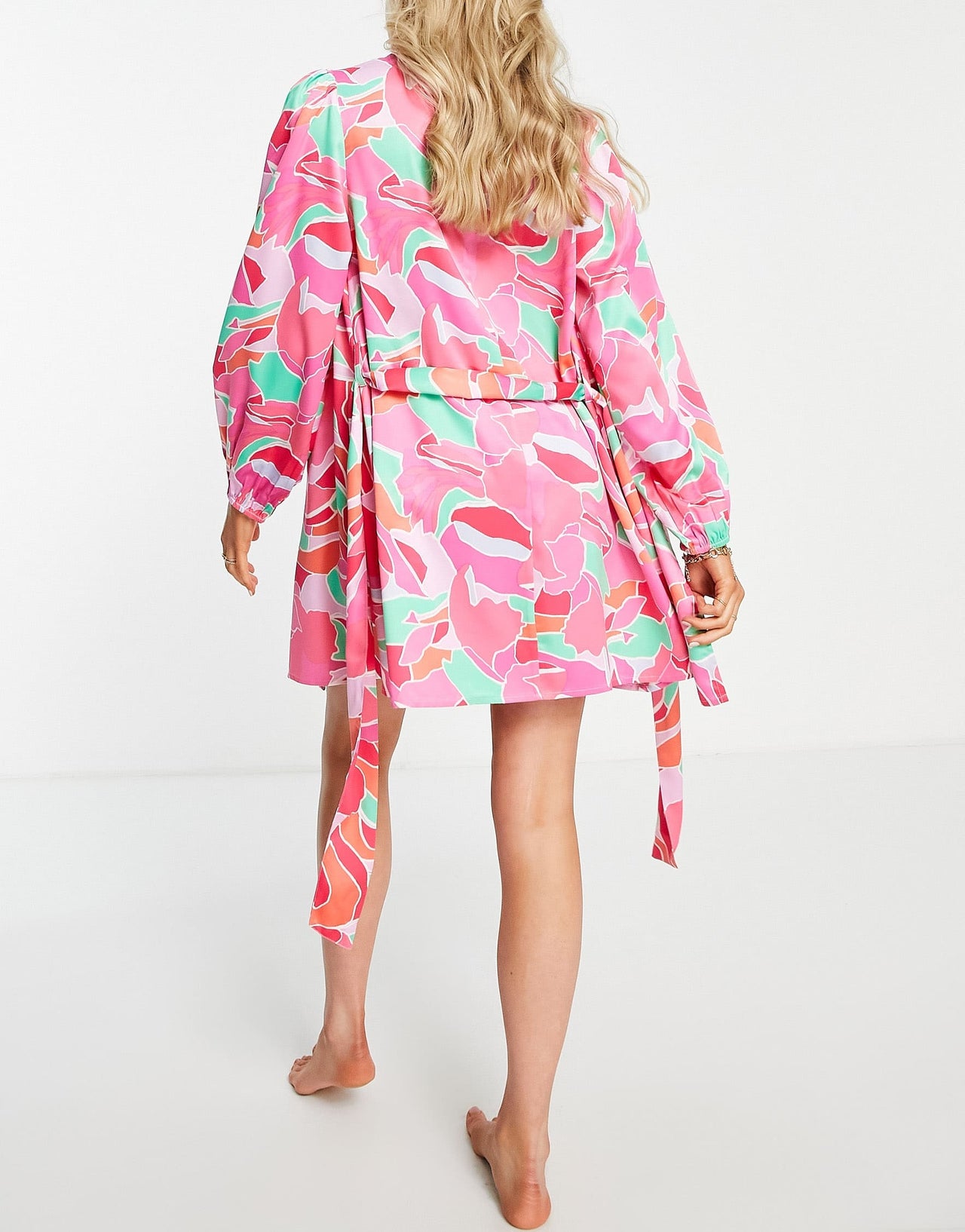 ASOS DESIGN beach mini kimono in bold abstract print