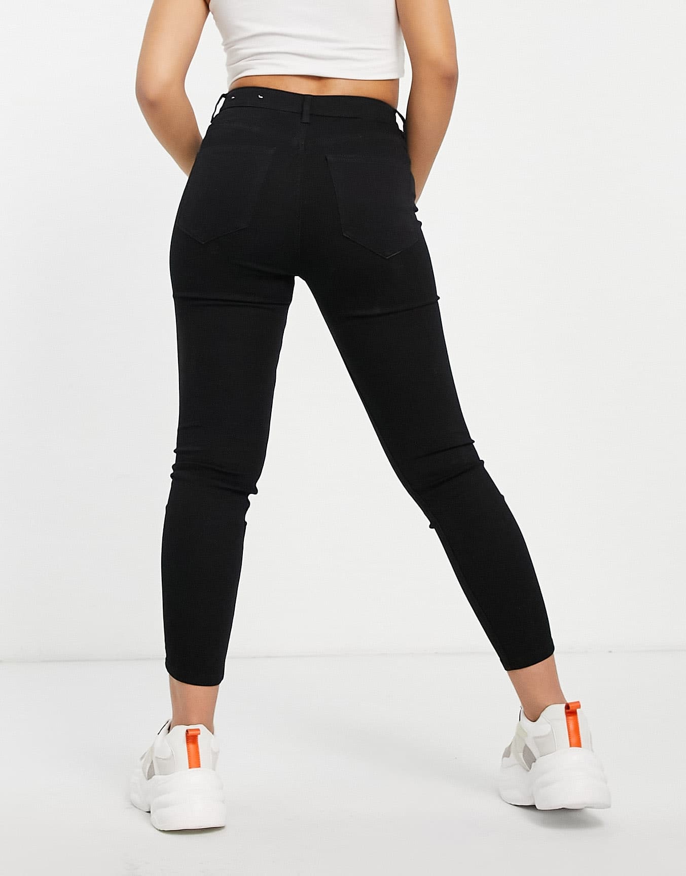 Pull&Bear Petite high waisted ultra skinny jean in black