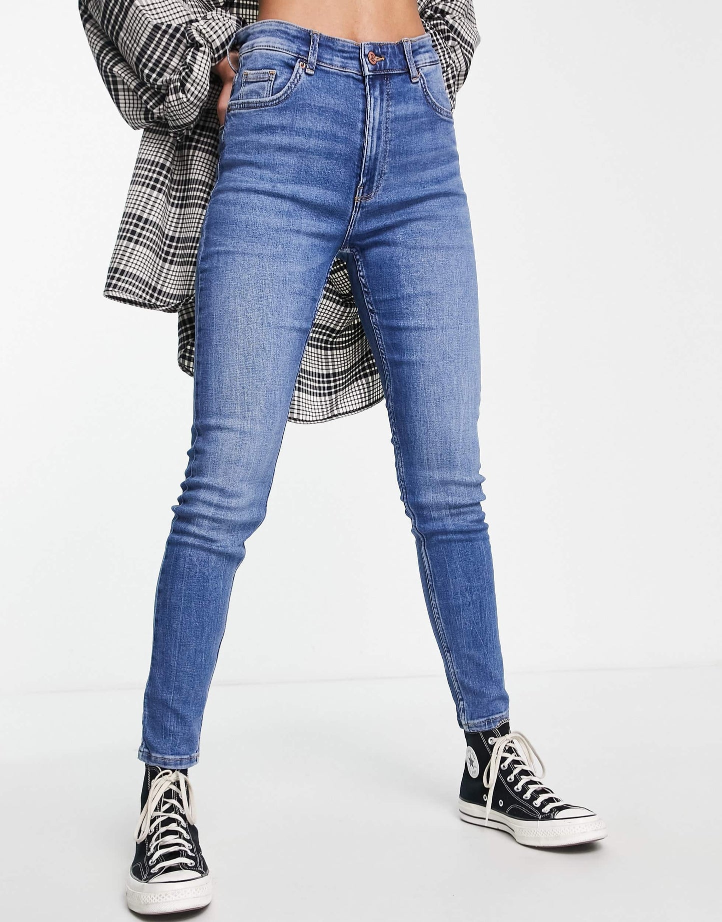 Bershka Tall high waist skinny jean in medium blue