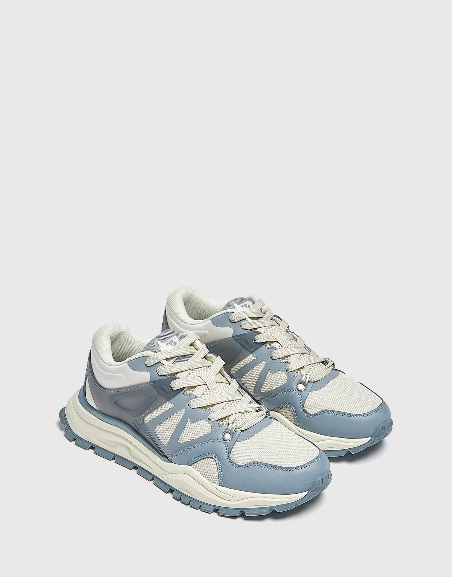 Pull&Bear 90's chunky trainer in blue