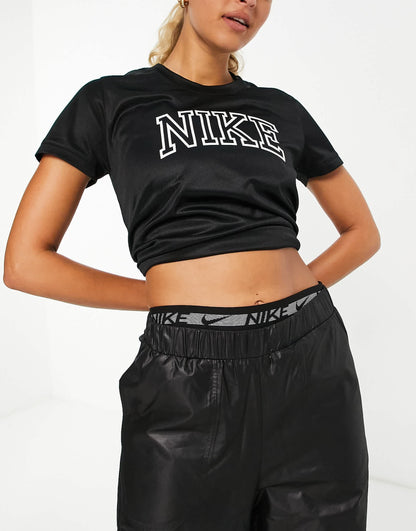 Nike Running Swoosh Run heritage logo t-shirt in black and white