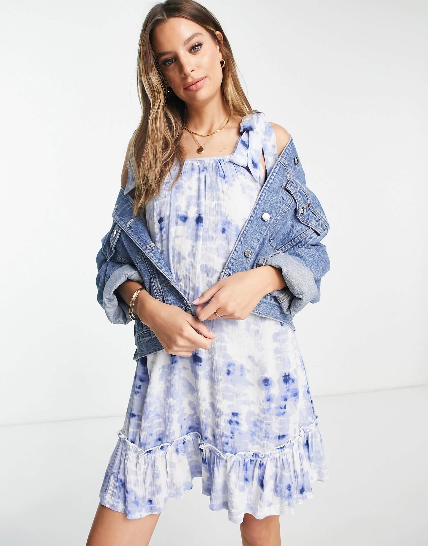 Influence Tall tie shoulder beach dress in blue and white print