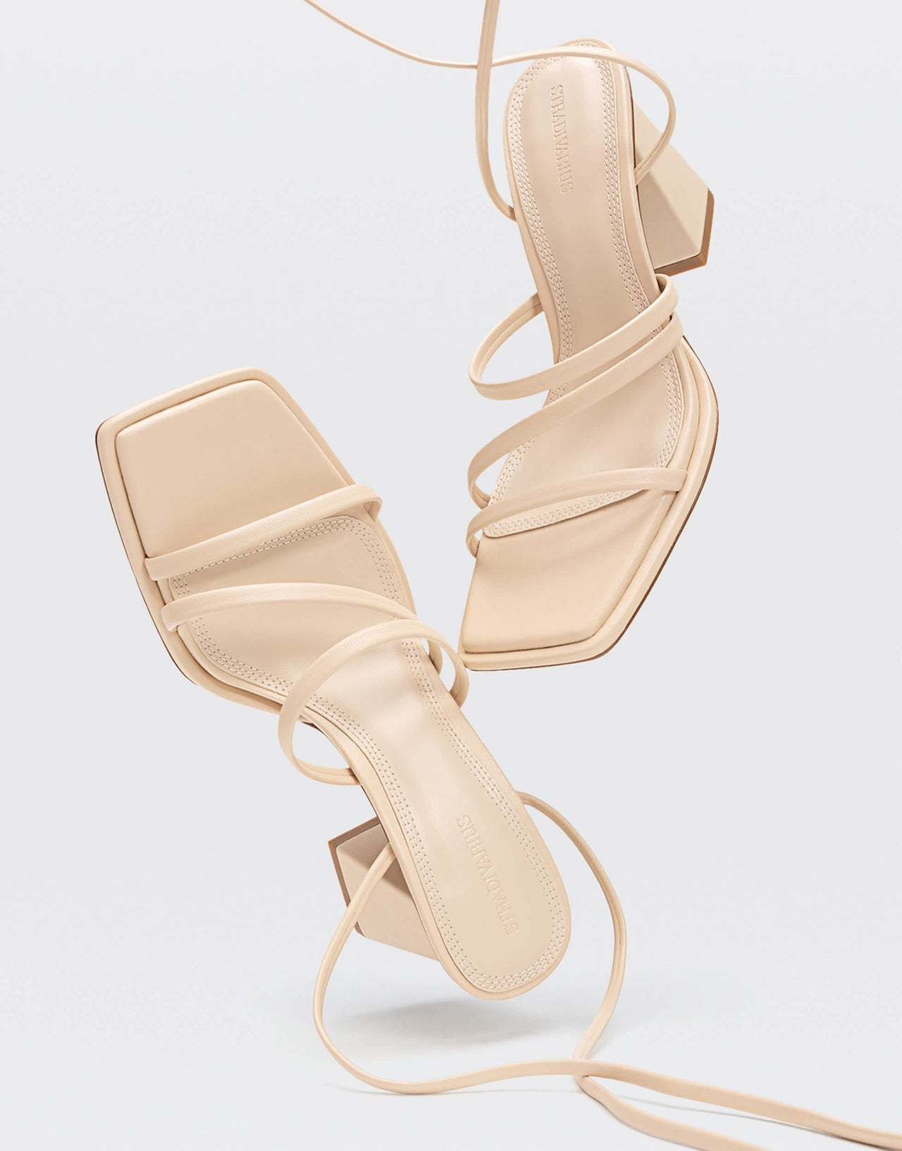 Stradivarius strappy block heel sandal in cream