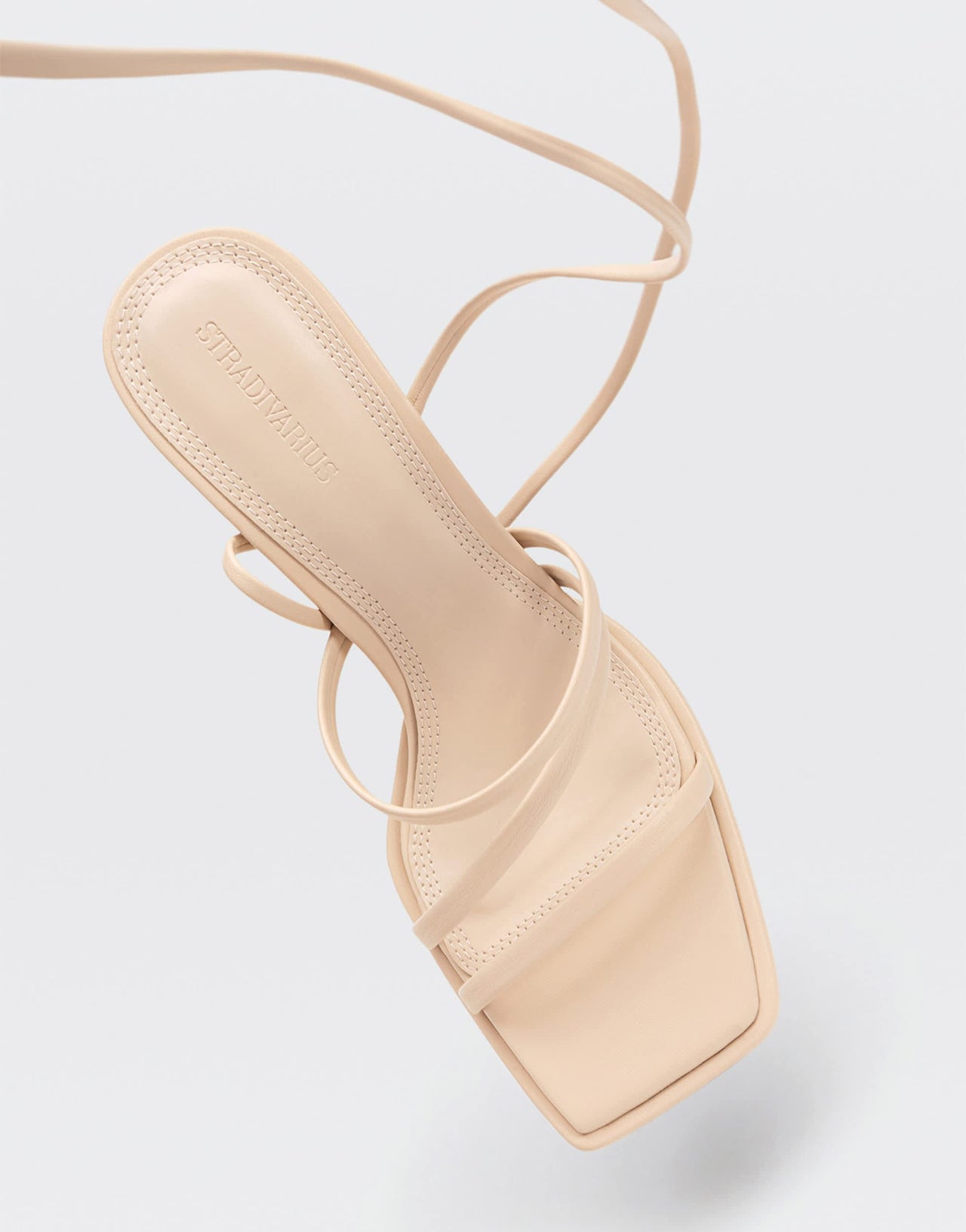Stradivarius strappy block heel sandal in cream