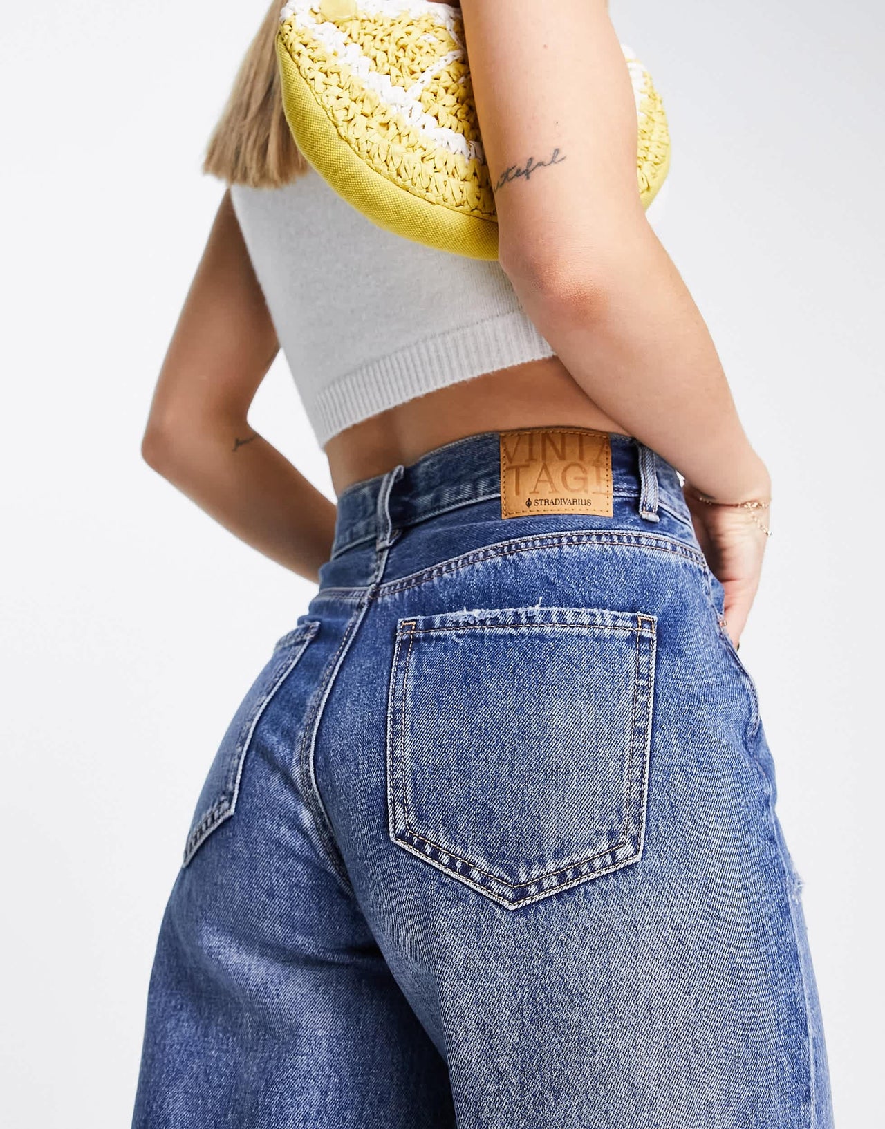 Stradivarius cropped jean in mid blue