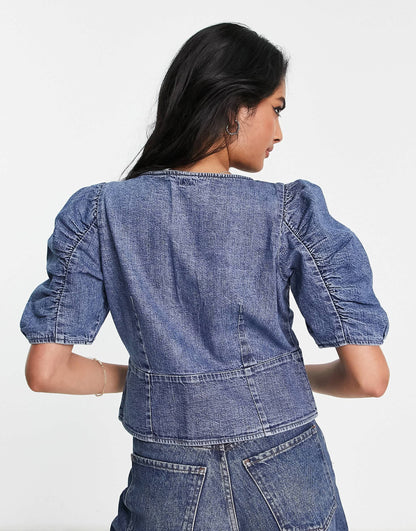 Levi's volume sleeve chambray blouse in mid wash