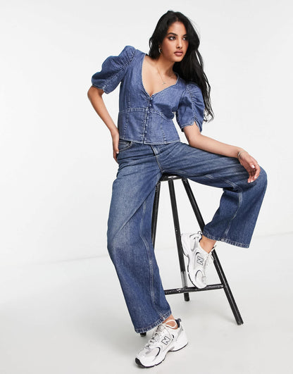 Levi's volume sleeve chambray blouse in mid wash