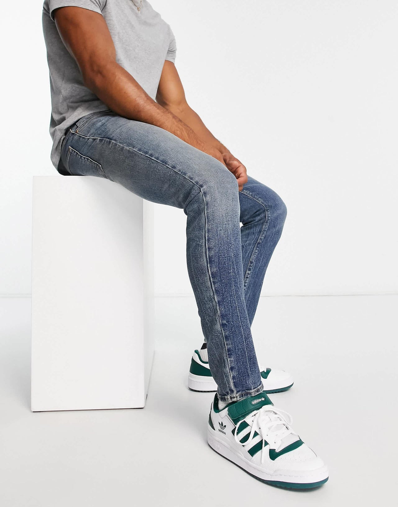 ASOS DESIGN skinny jeans in blue wash with heavy tint